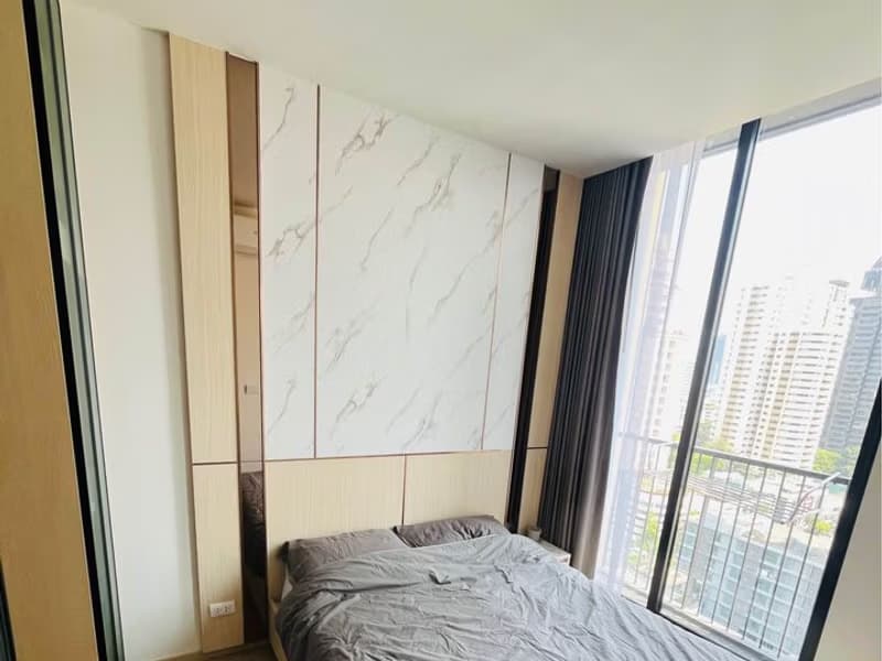 Condo for Rent at Noble State 39