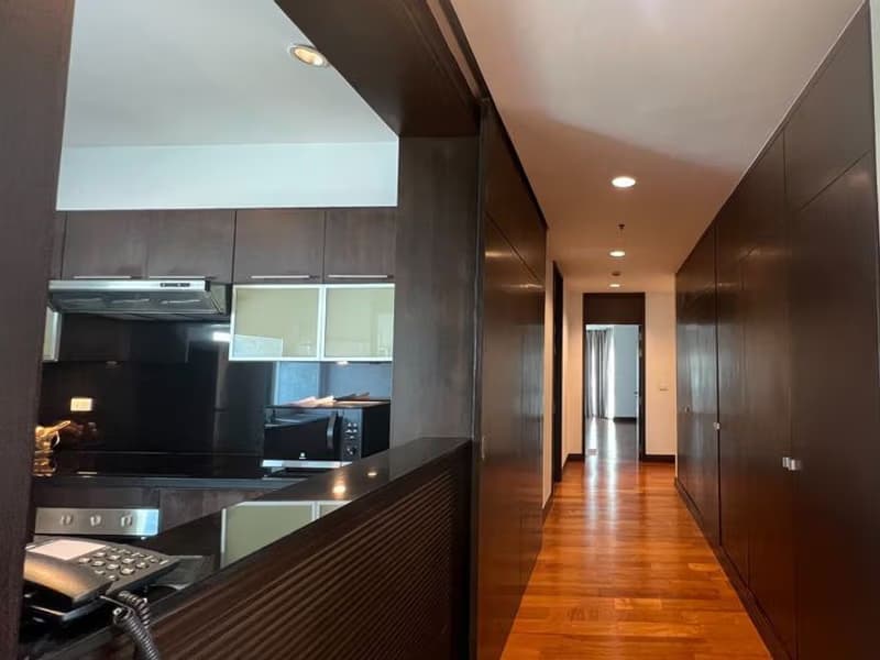 4 Bed Condo for Rent in Pathum Wan