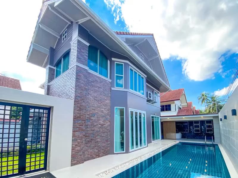 4 Bedroom House