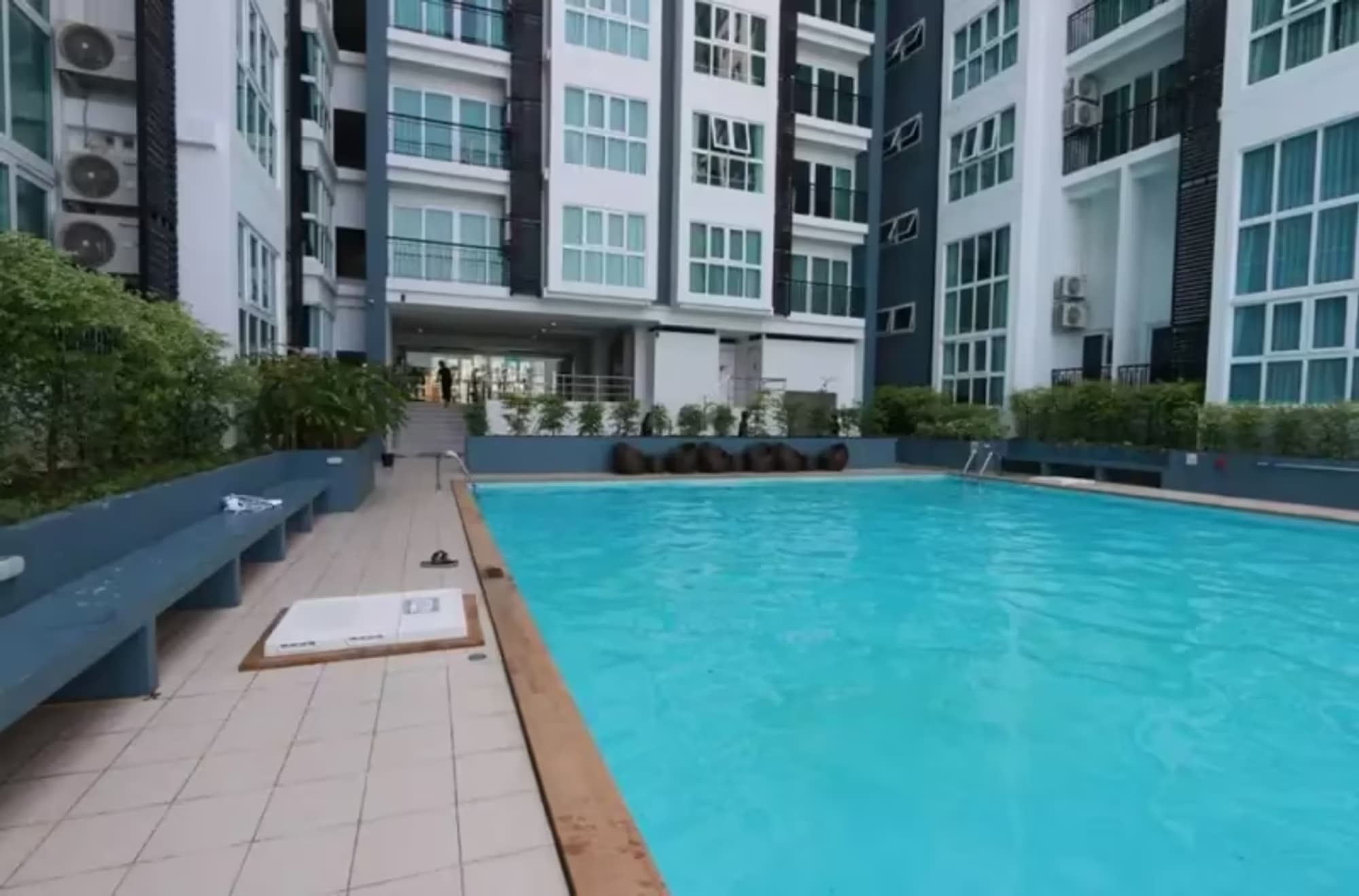 1 Bedroom Condo - Image 8