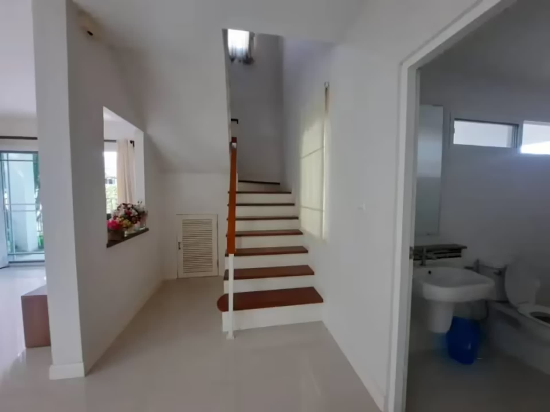 3 Bedroom House - Image 14