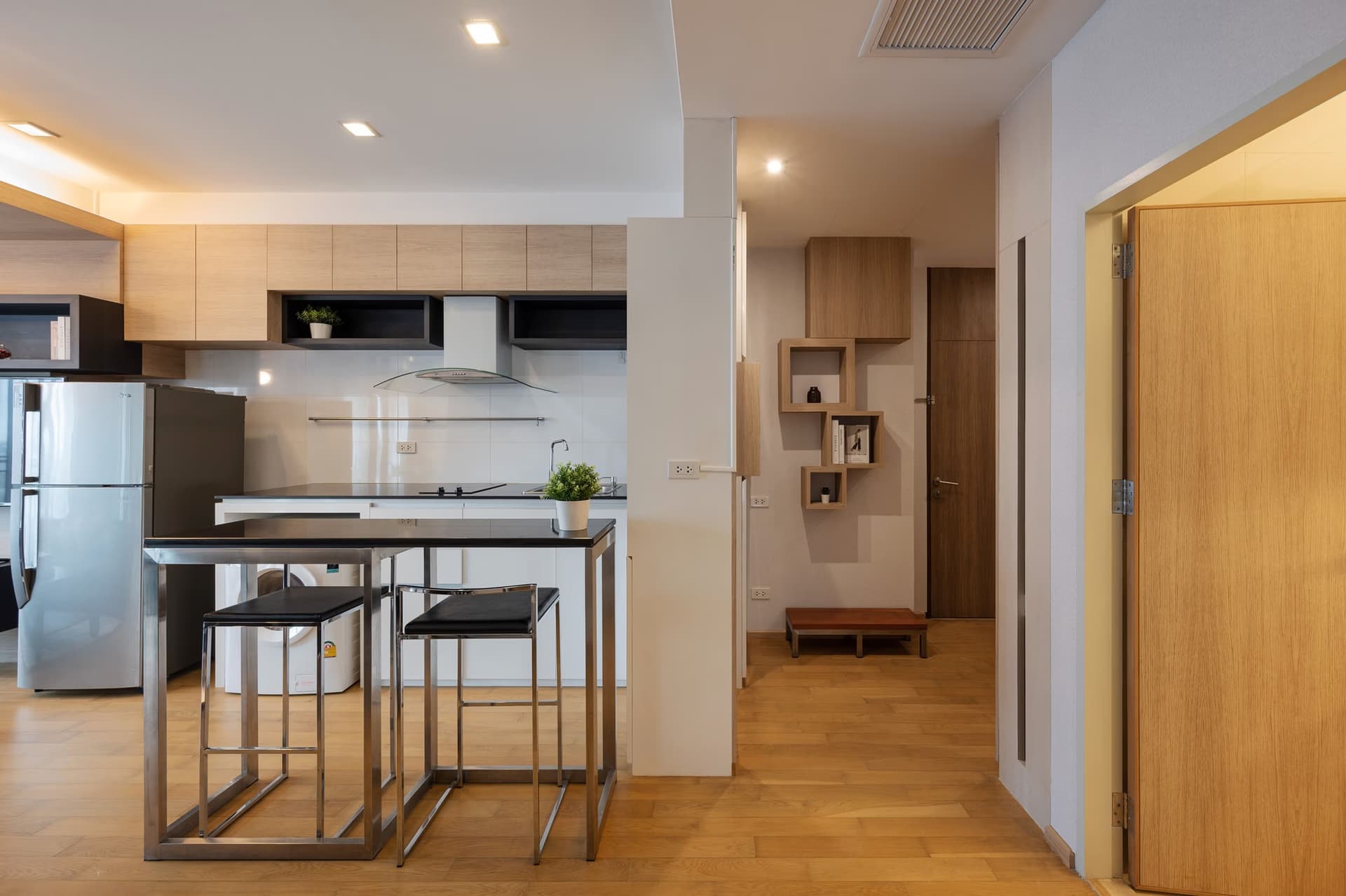 Condo for Sale at Noble Reveal - Image 20