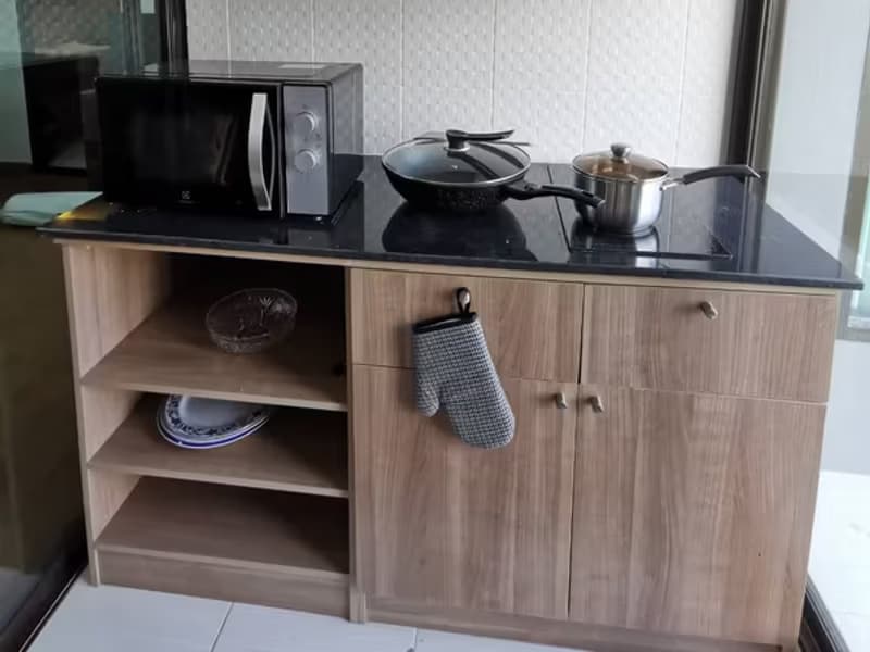 1 Bedroom Condo