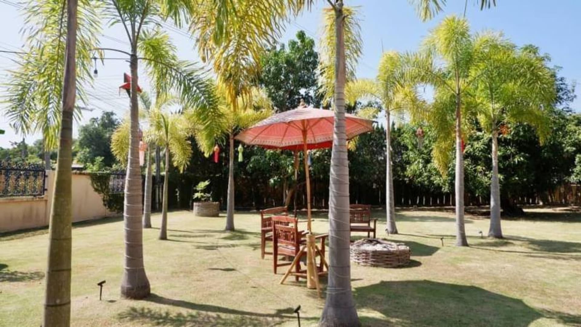 6 ห้องนอน บ้าน สำหรับ ขาย ใน Saraphi District - Image 13