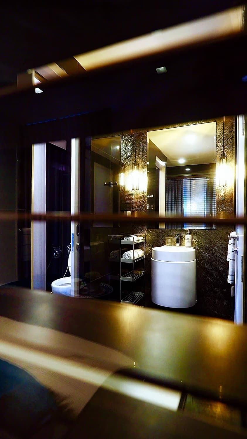 1 Bed Condo for Rent and Sale in Khlong Toei - Image 13