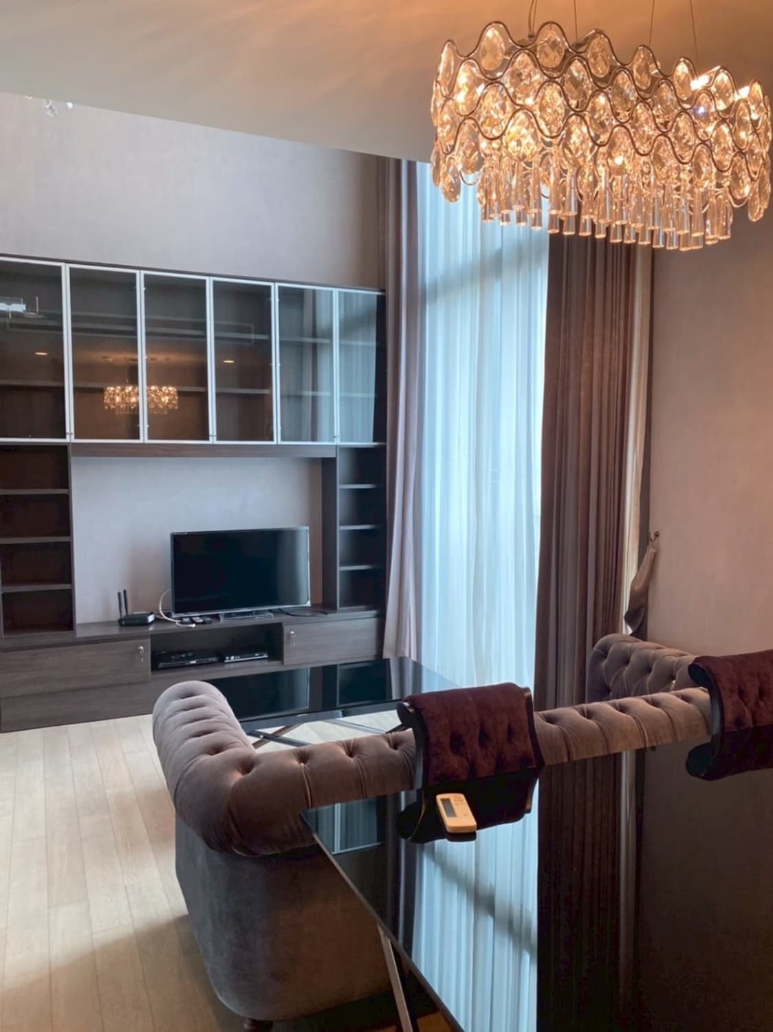2 Bed Condo for Rent in Ratchathewi - Image 1