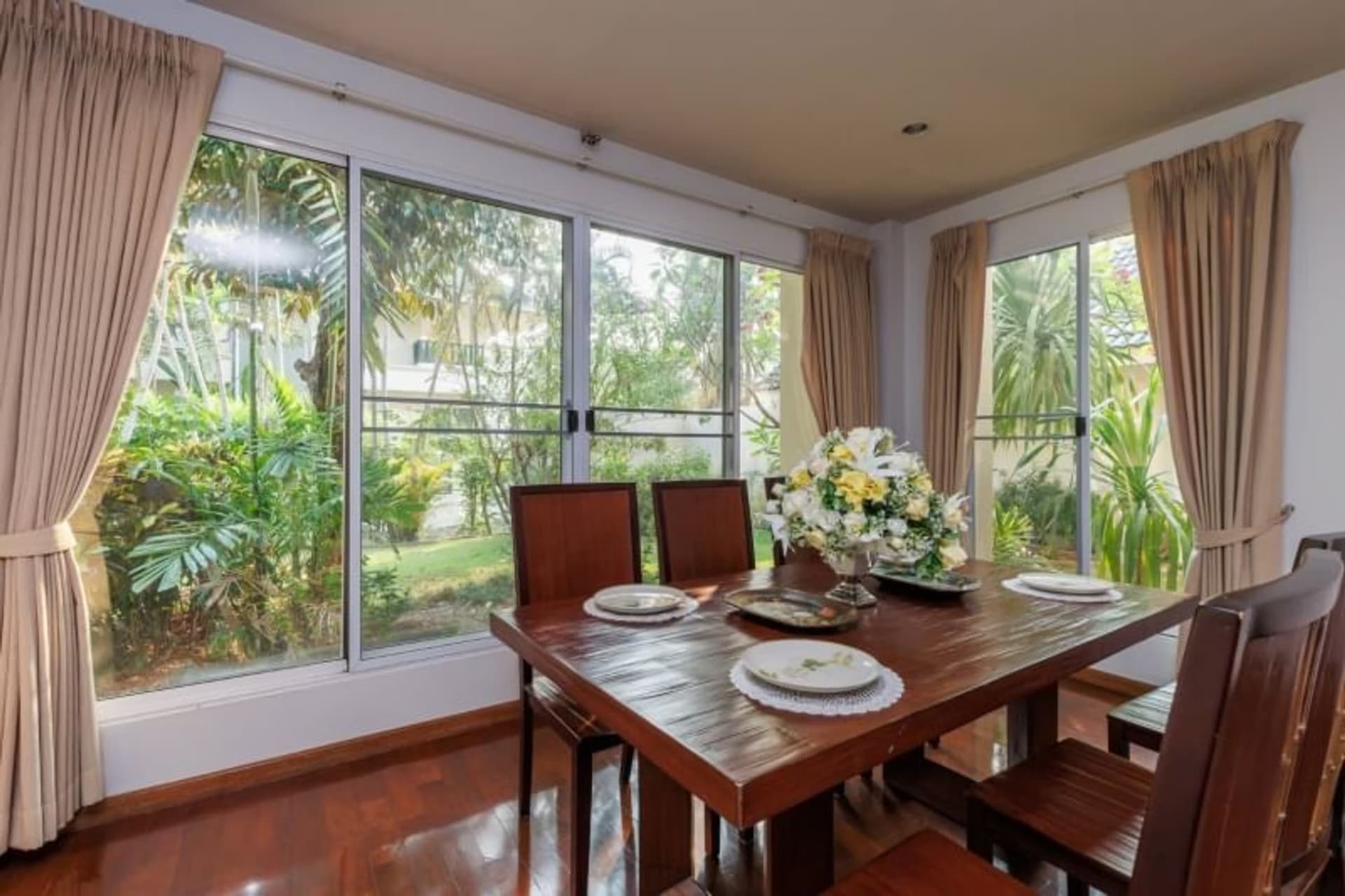 3 Bed House for Rent and Sale in Hang Dong - Image 3
