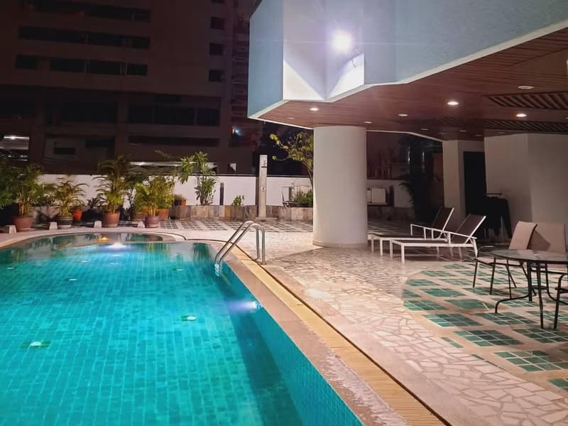 2 Bed Condo for Sale in Khlong Toei
