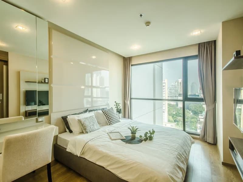 1 Bed Condo for Sale in Bang Rak