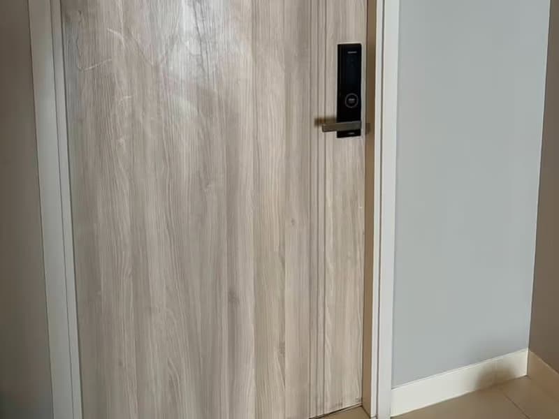 1 Bedroom Condo