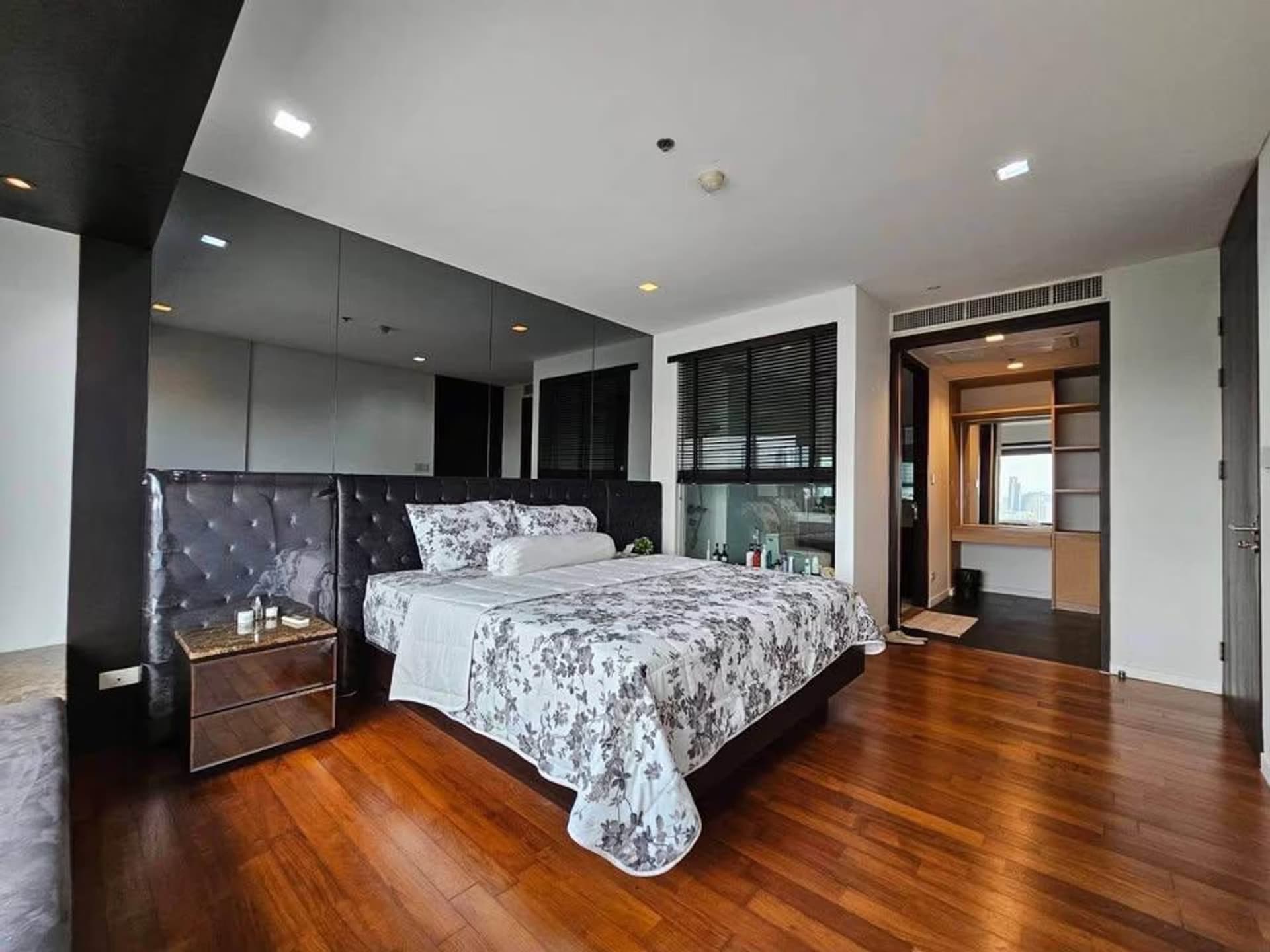 2 ห้องนอน คอนโด สำหรับ ขายและจำหน่าย ใน สาทร - Image 7