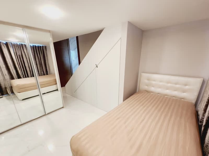 4 Bed Condo for Rent and Sale in Watthana