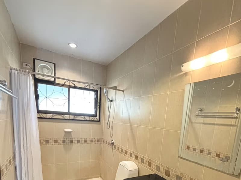 3 Bed House for Rent and Sale in Hang Dong