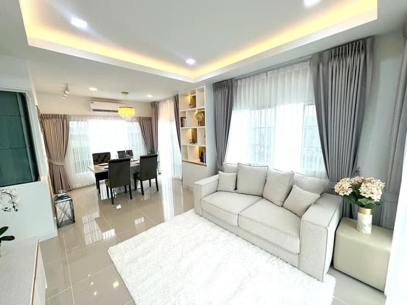 4 Bed House for Rent in Samoeng