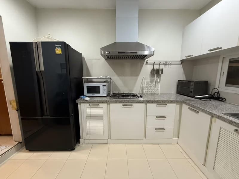 3 Bed House for Rent in Bang Na