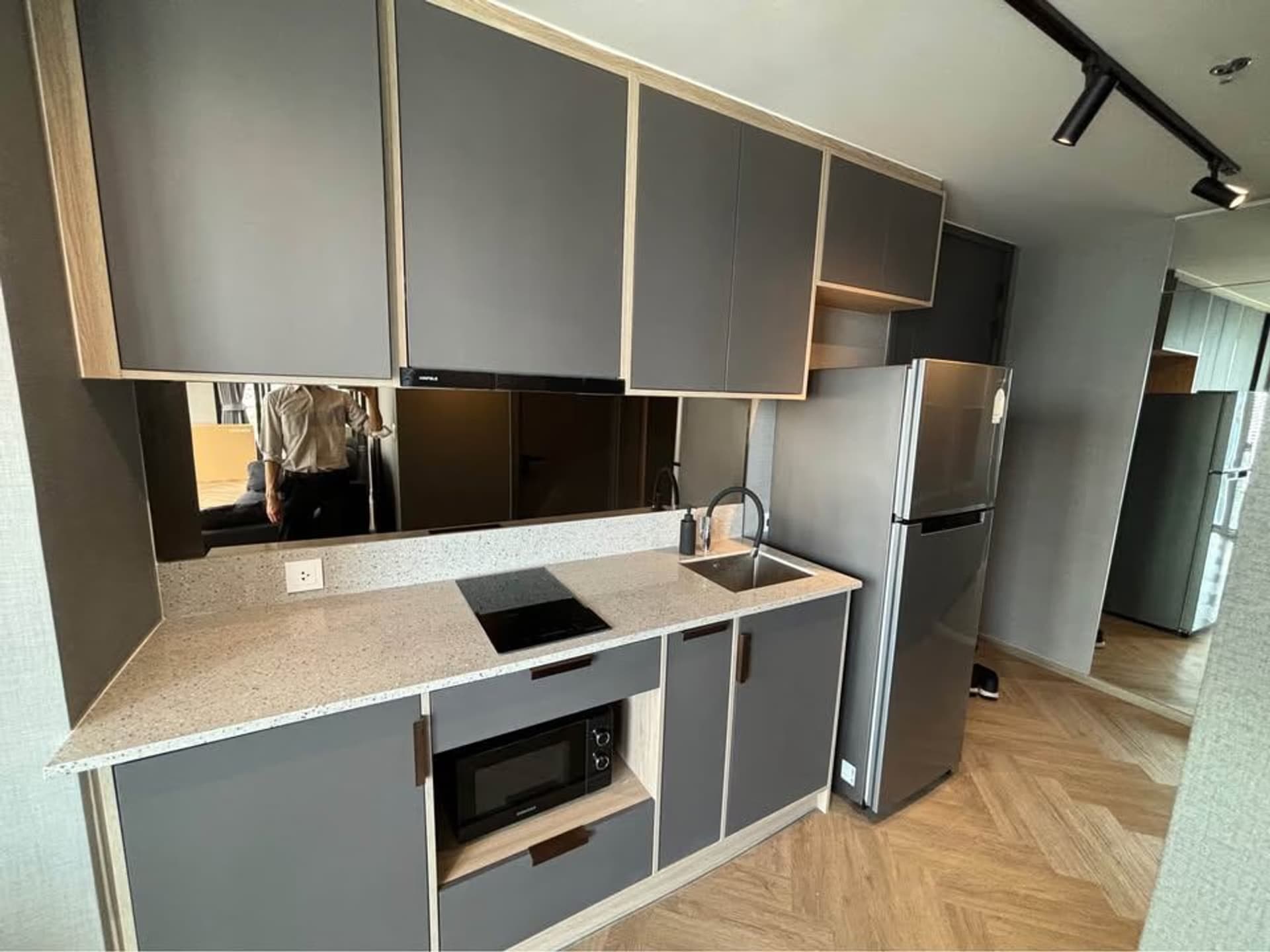 1 ห้องนอน คอนโด สำหรับ ขาย ใน Bang Rak - Image 6