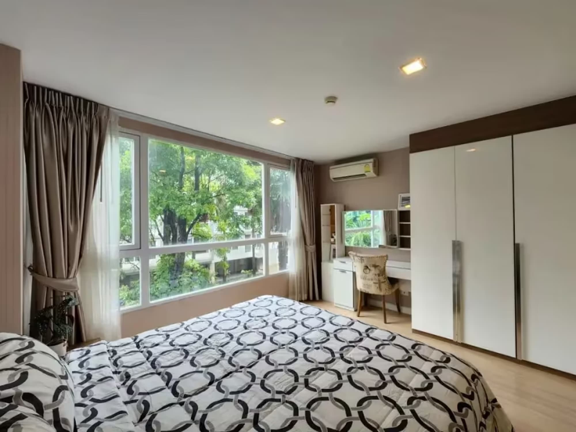2 Bedroom Condo for Rent at Mayfair Place Sukhumvit 64 - Image 6