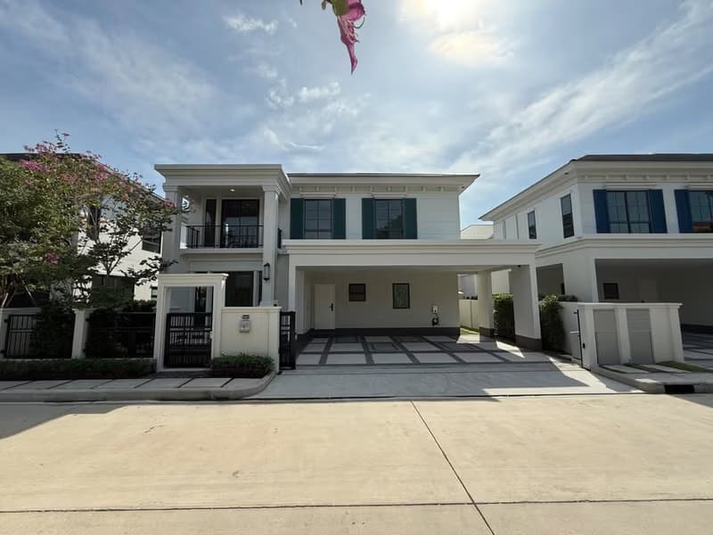 4 Bed House for Rent in Bang Phli District