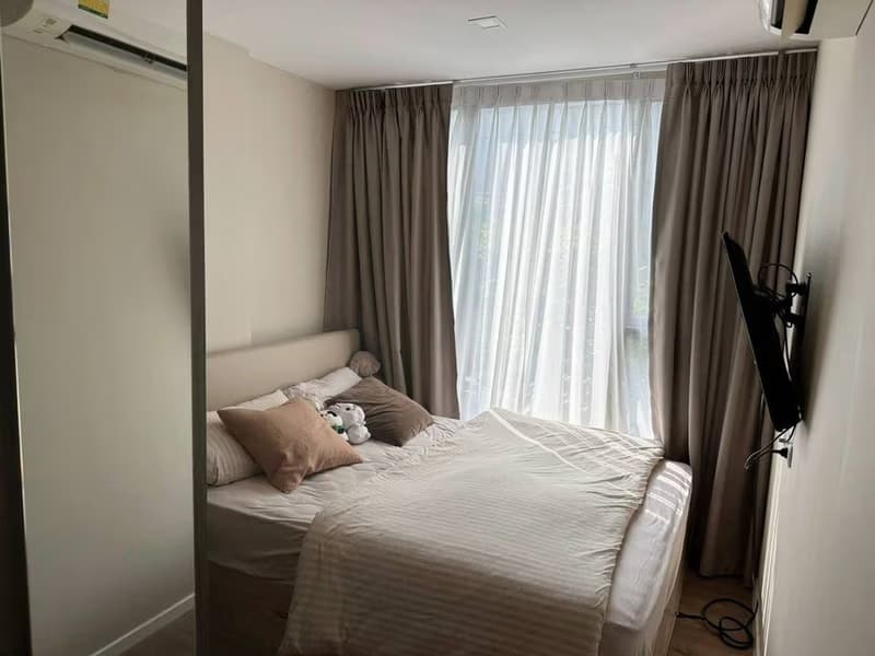 1 Bedroom Condo