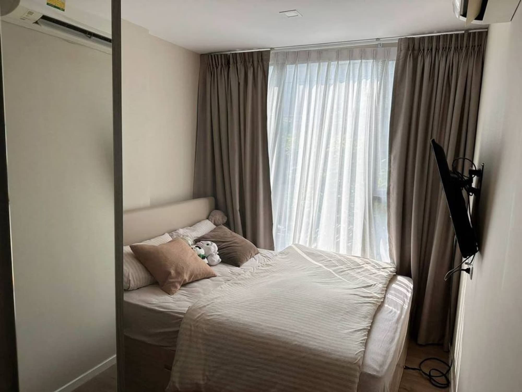 1 Bedroom Condo - Image 3