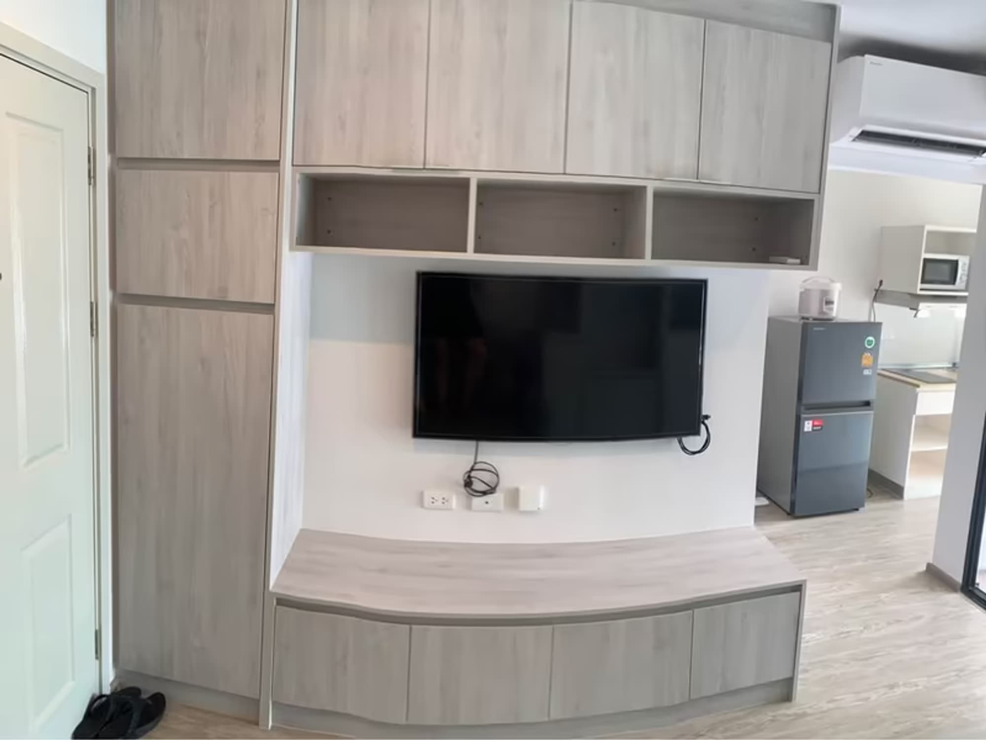  - Image 2