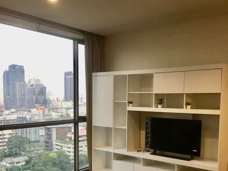 2 Bed Condo for Rent in Ratchathewi