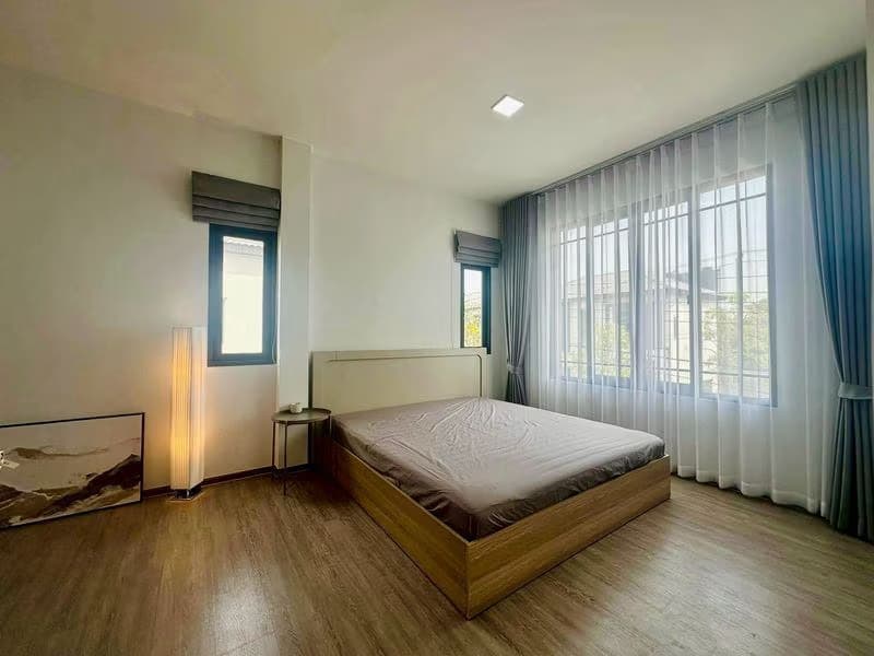 3 Bed House for Rent in Bang Phli
