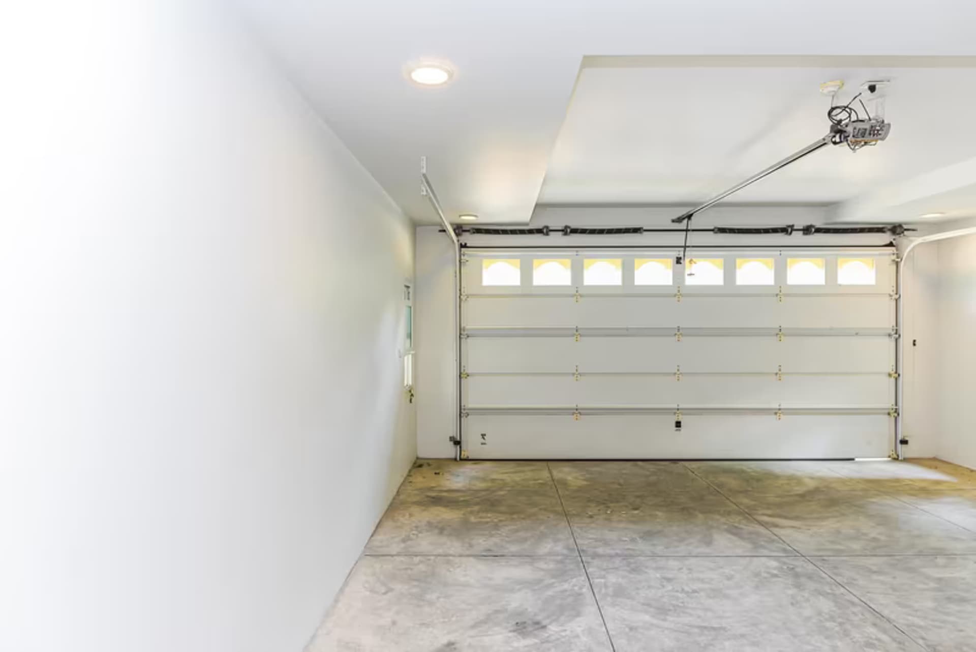 3 Bedroom House - Image 13