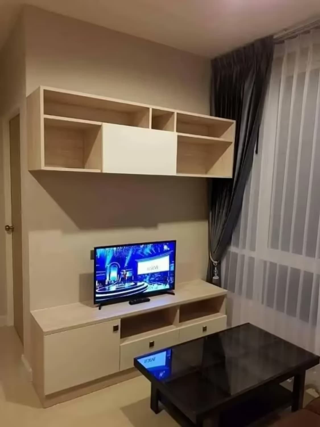 1 Bedroom Condo - Image 2