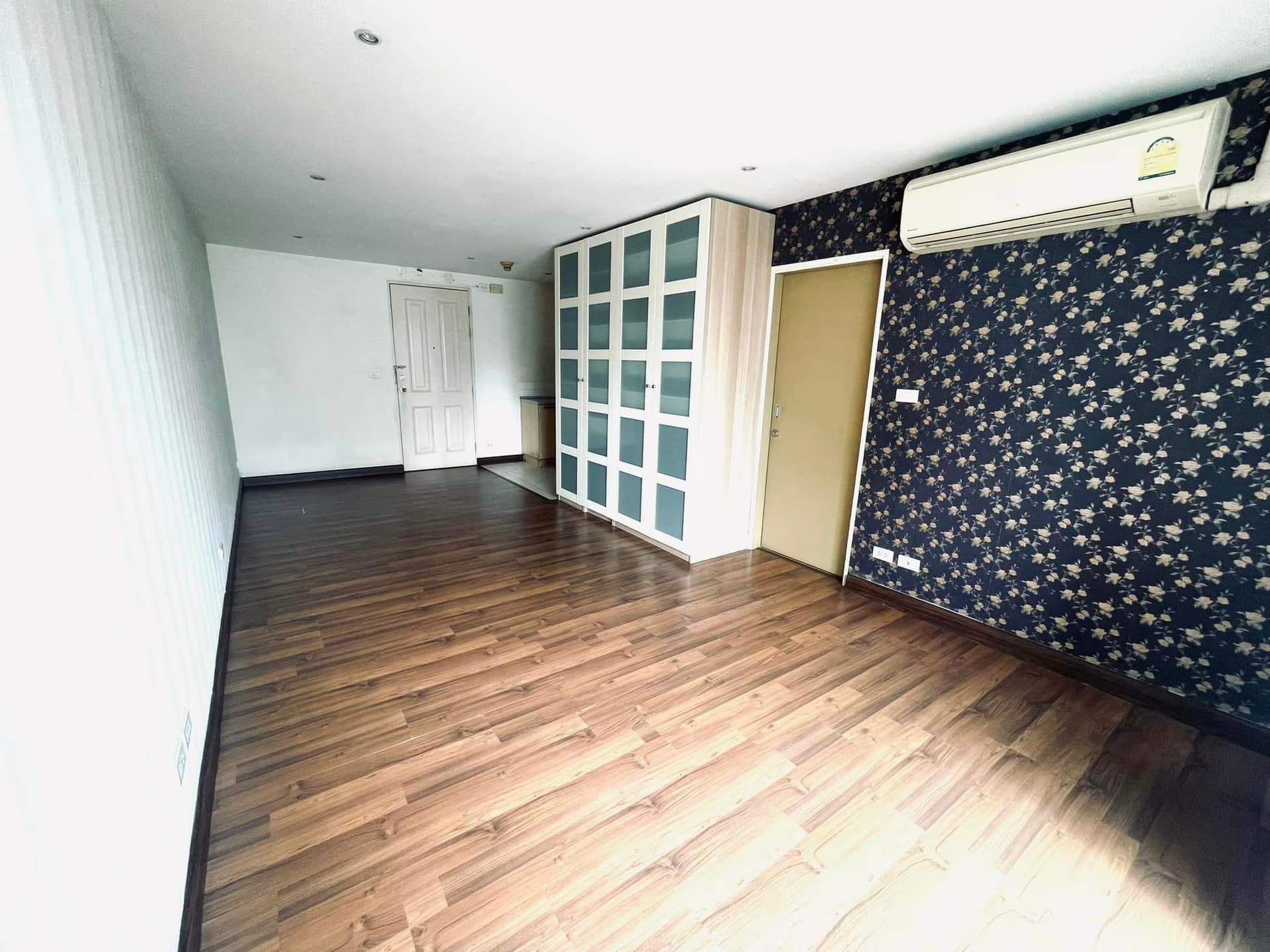  - Image 2
