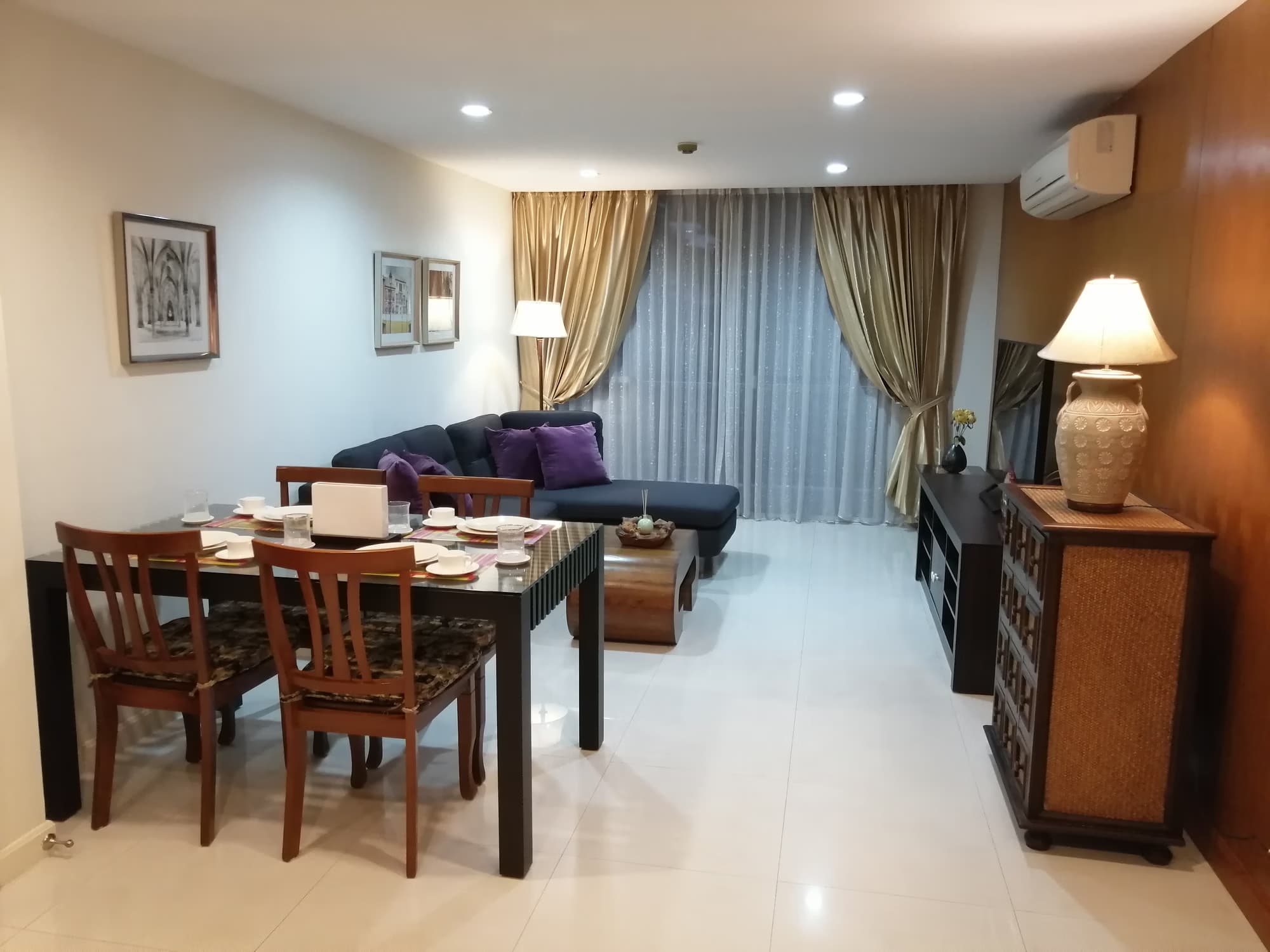 A Lanna Contemporary designer condo, overlooking Shangri-La Hotel  - Image 1