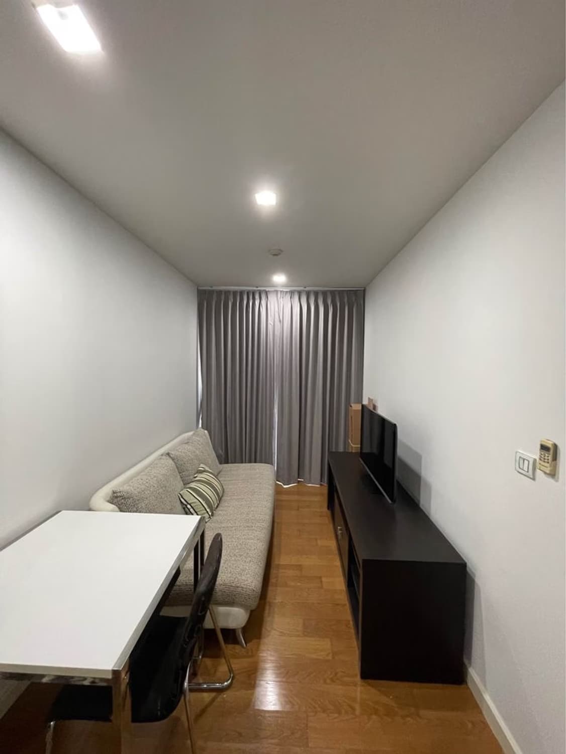 Condo for Rent at Condolette Light Convent - Image 1
