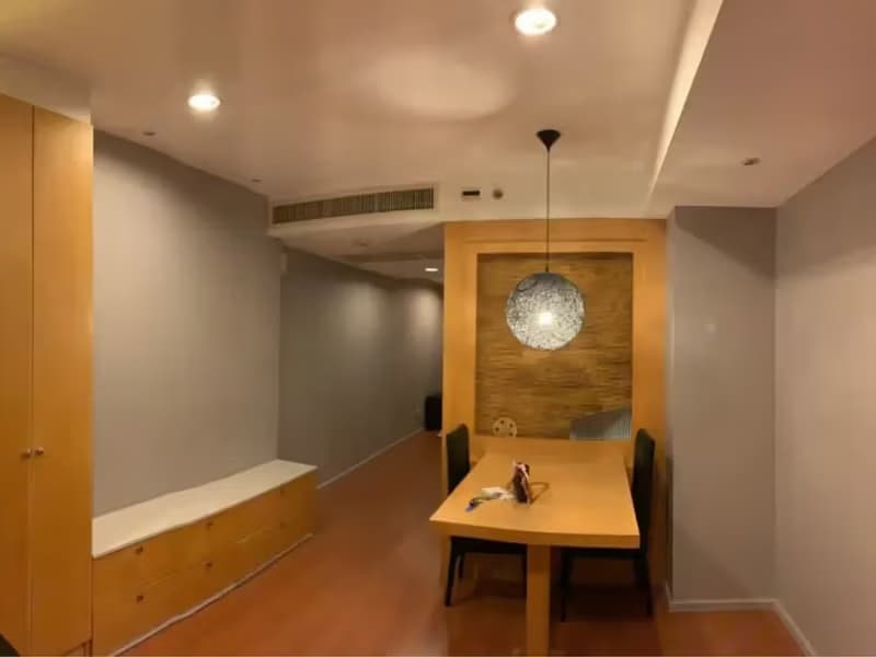 1 Bedroom Condo