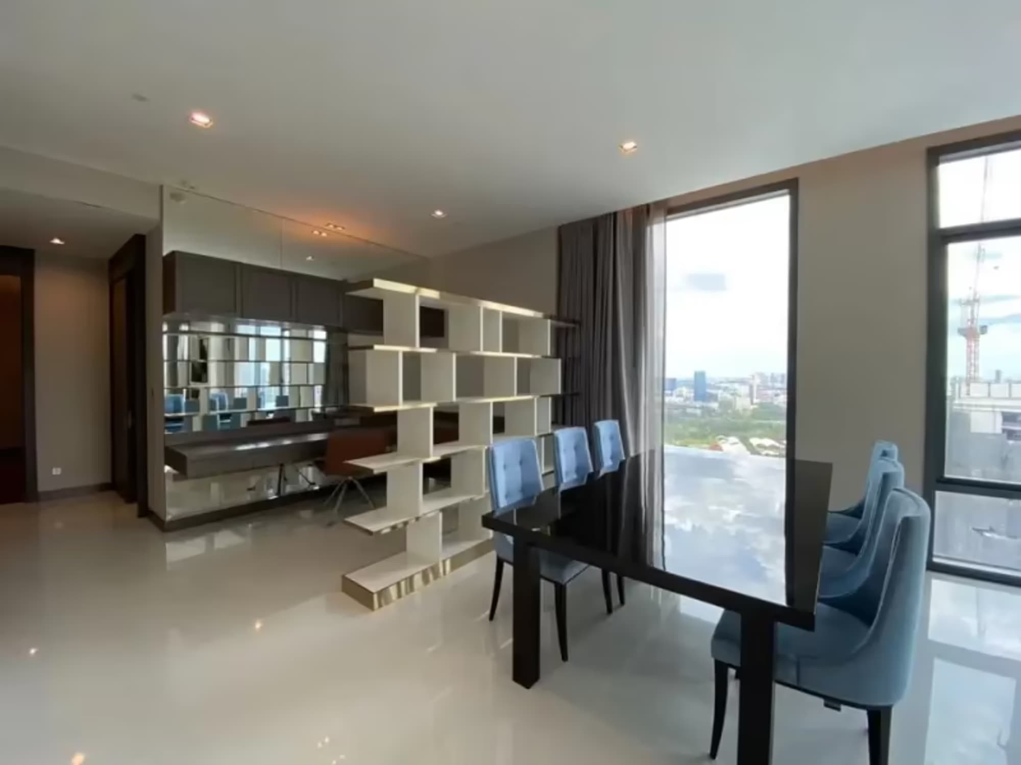Q1 Sukhumvit Condo by Q House - Image 23