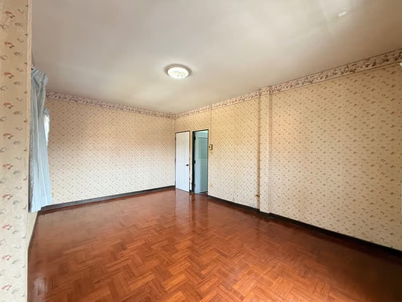5 Bed House for Sale in San Sai