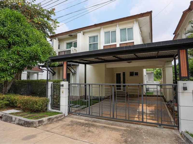 House for Sale at The Centro Onnut-Wongwaen 