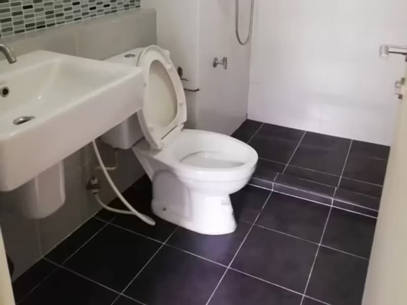 1 Bedroom Condo