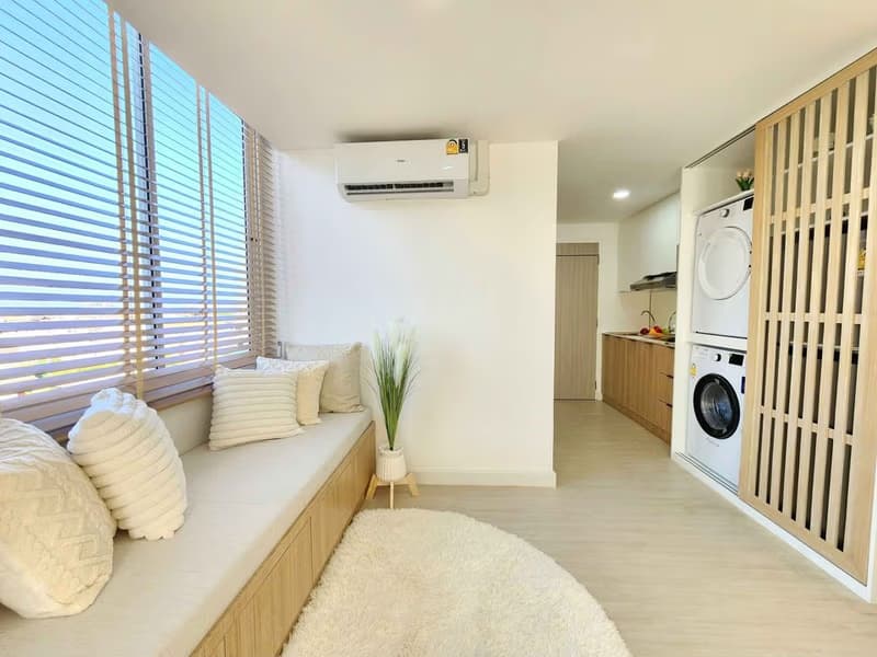 Condo for Sale at JC Hill Place  