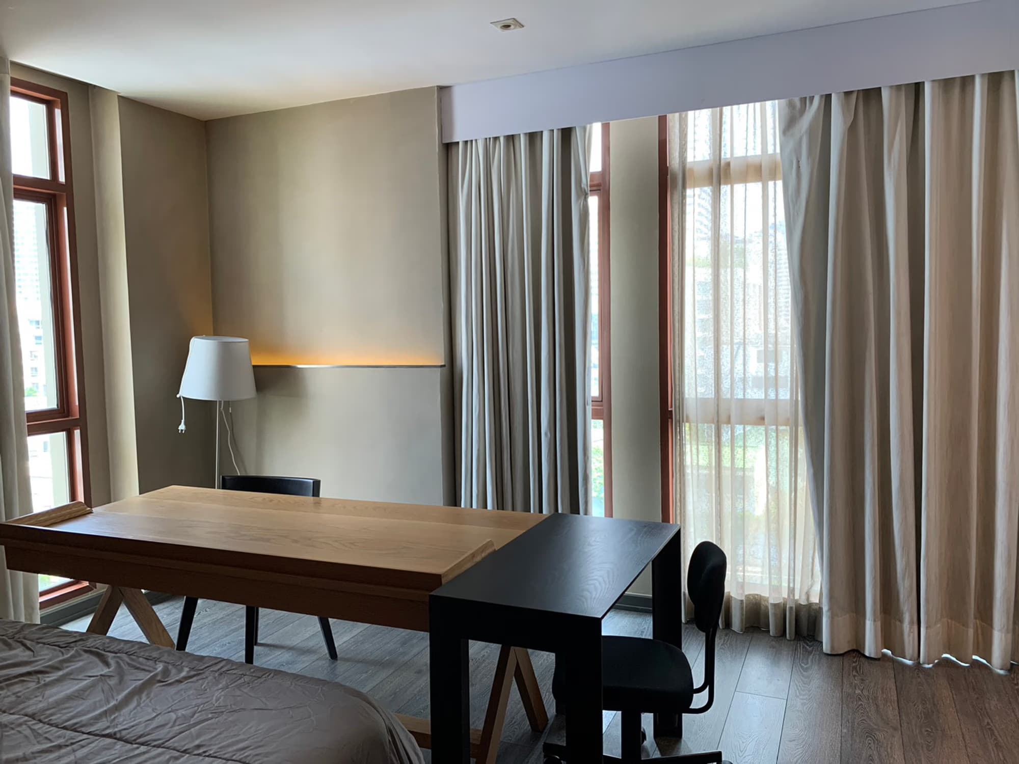 Condo for Rent at The Crest Ruamrudee - Image 2
