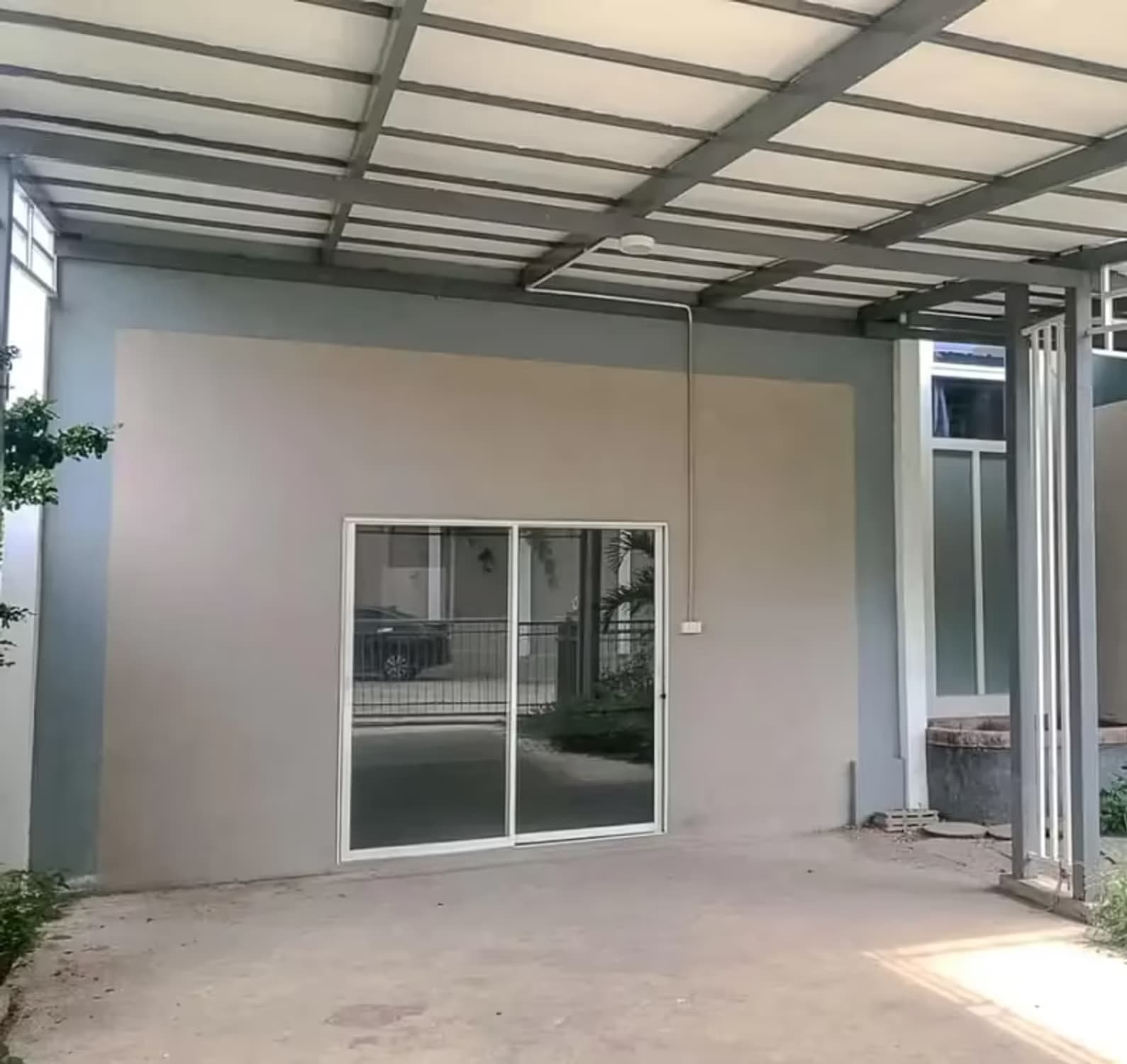4 Bedroom House - Image 3