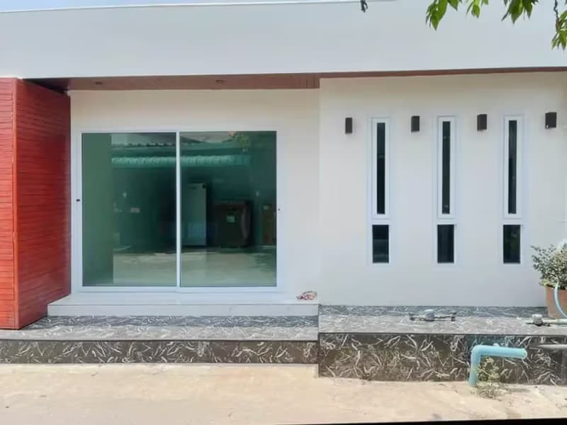 2 Bedroom House