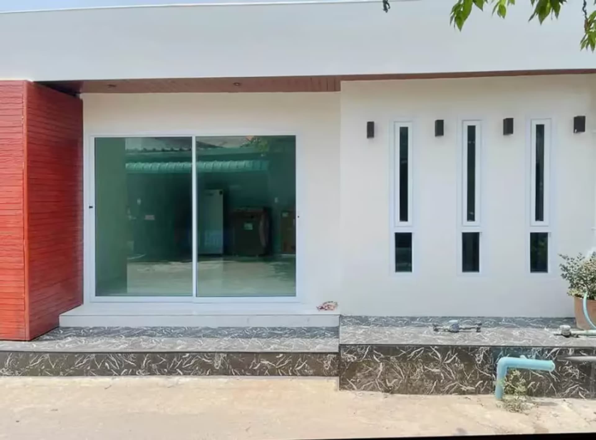 2 Bedroom House - Image 1