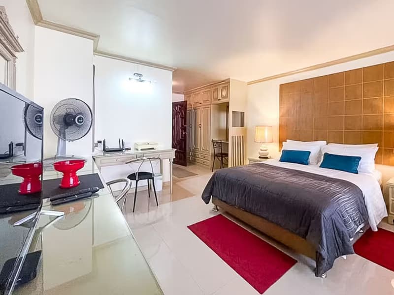 2 Bedroom Condo