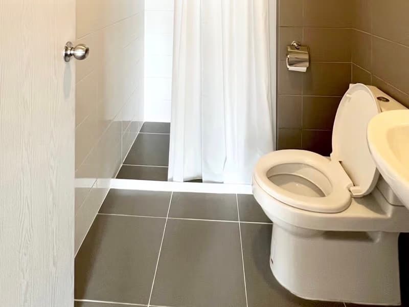 Condo for Rent, Sale at The Cabana Condo