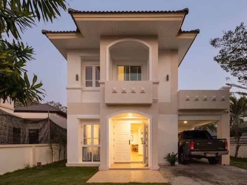 2 Bedroom House