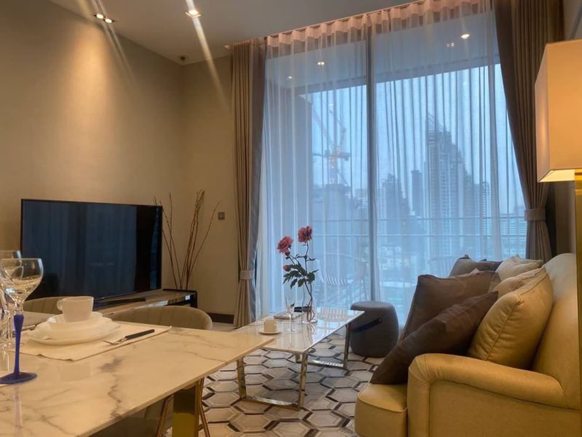 2 Bed Condo for Rent in Khlong Toei - Image 2