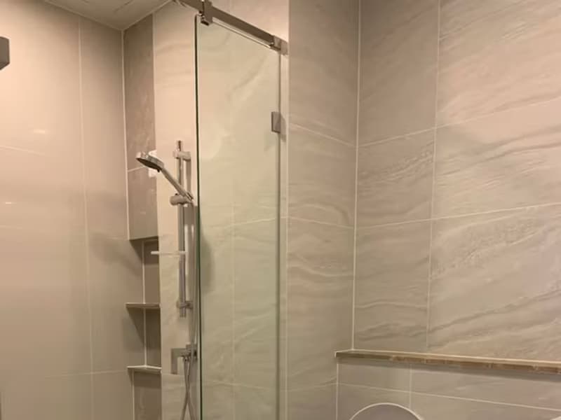 1 Bedroom Condo