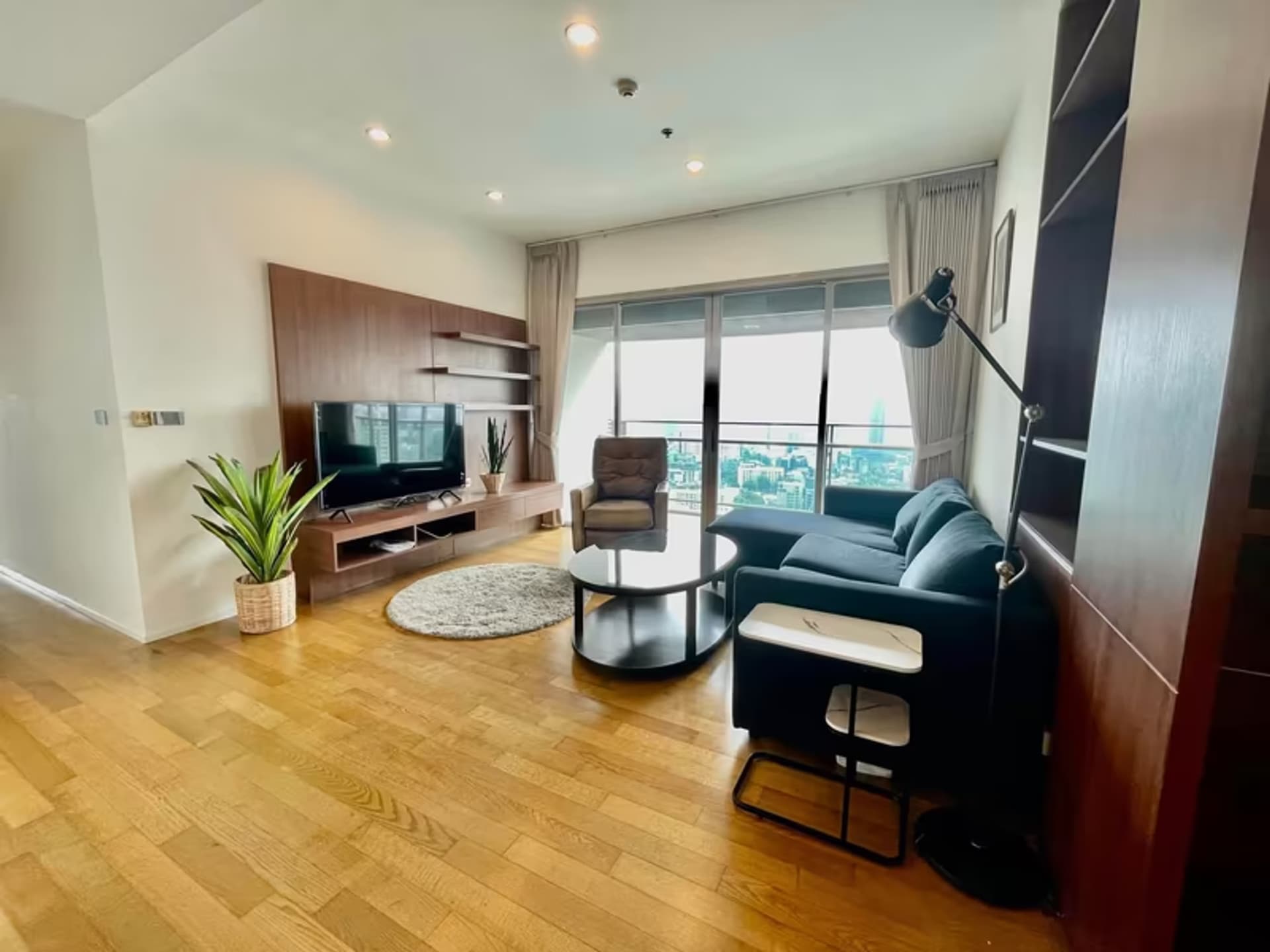 3 Bedroom Condo for Rent at The Madison - Image 1