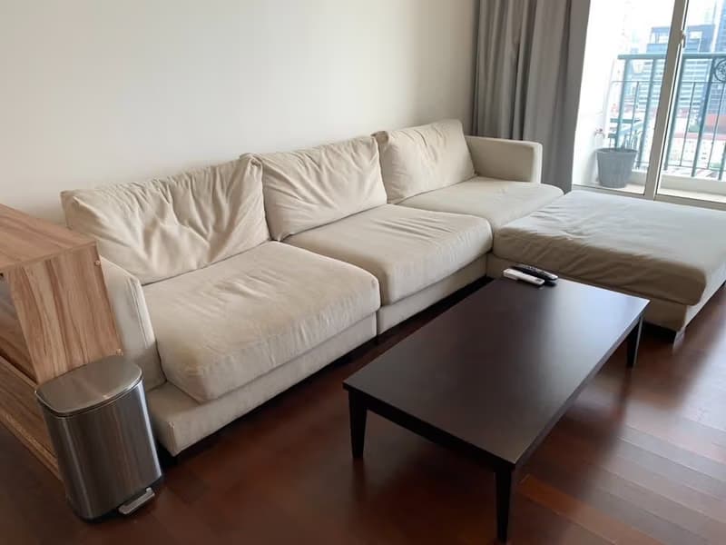 4 Bed Condo for Rent in Watthana