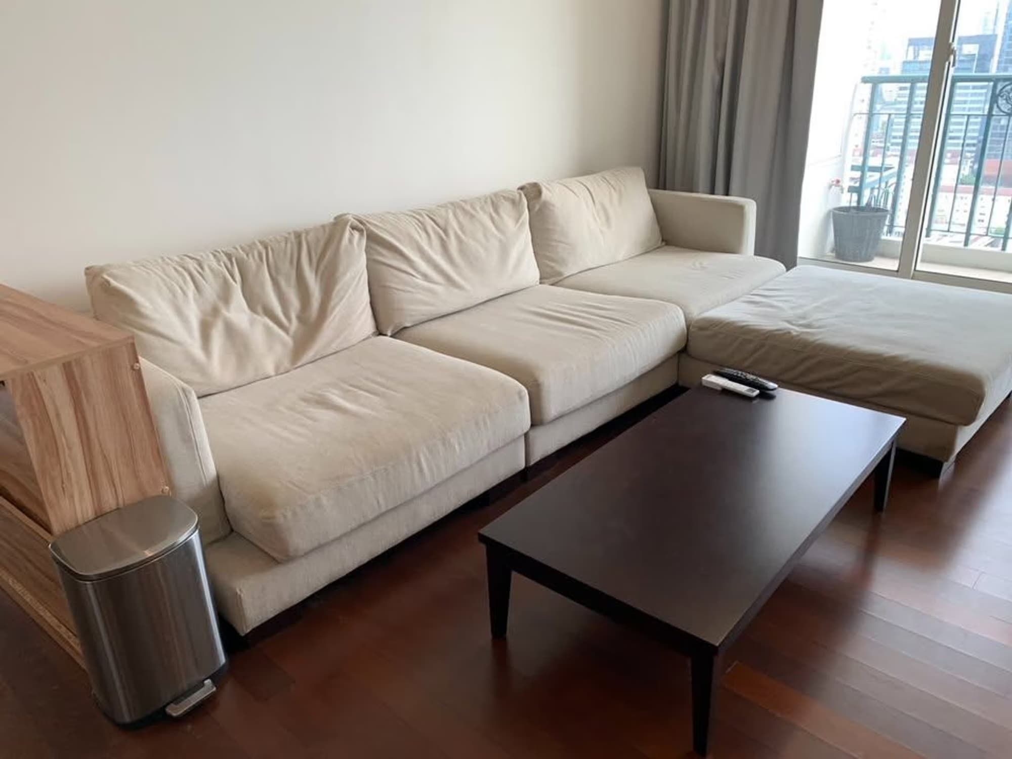 4 Bed Condo for Rent in Watthana - Image 8